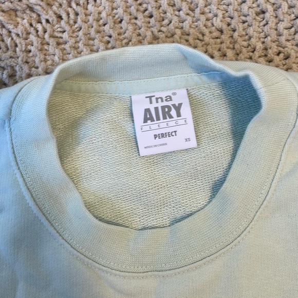TNA airy fleece perfect - Picture 2 of 4
